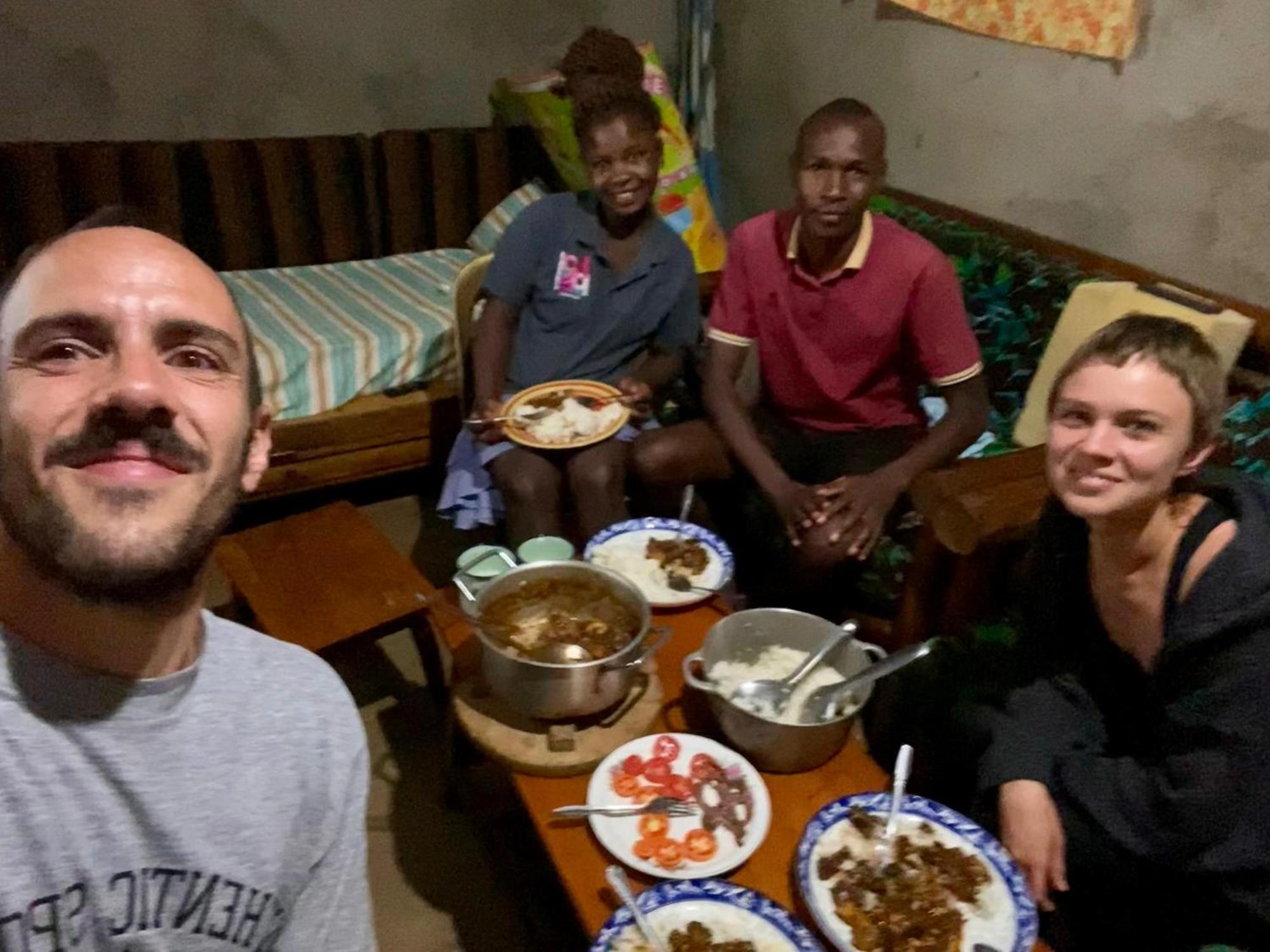 Апартаменты Sipi Backpackers Kapchorwa Экстерьер фото