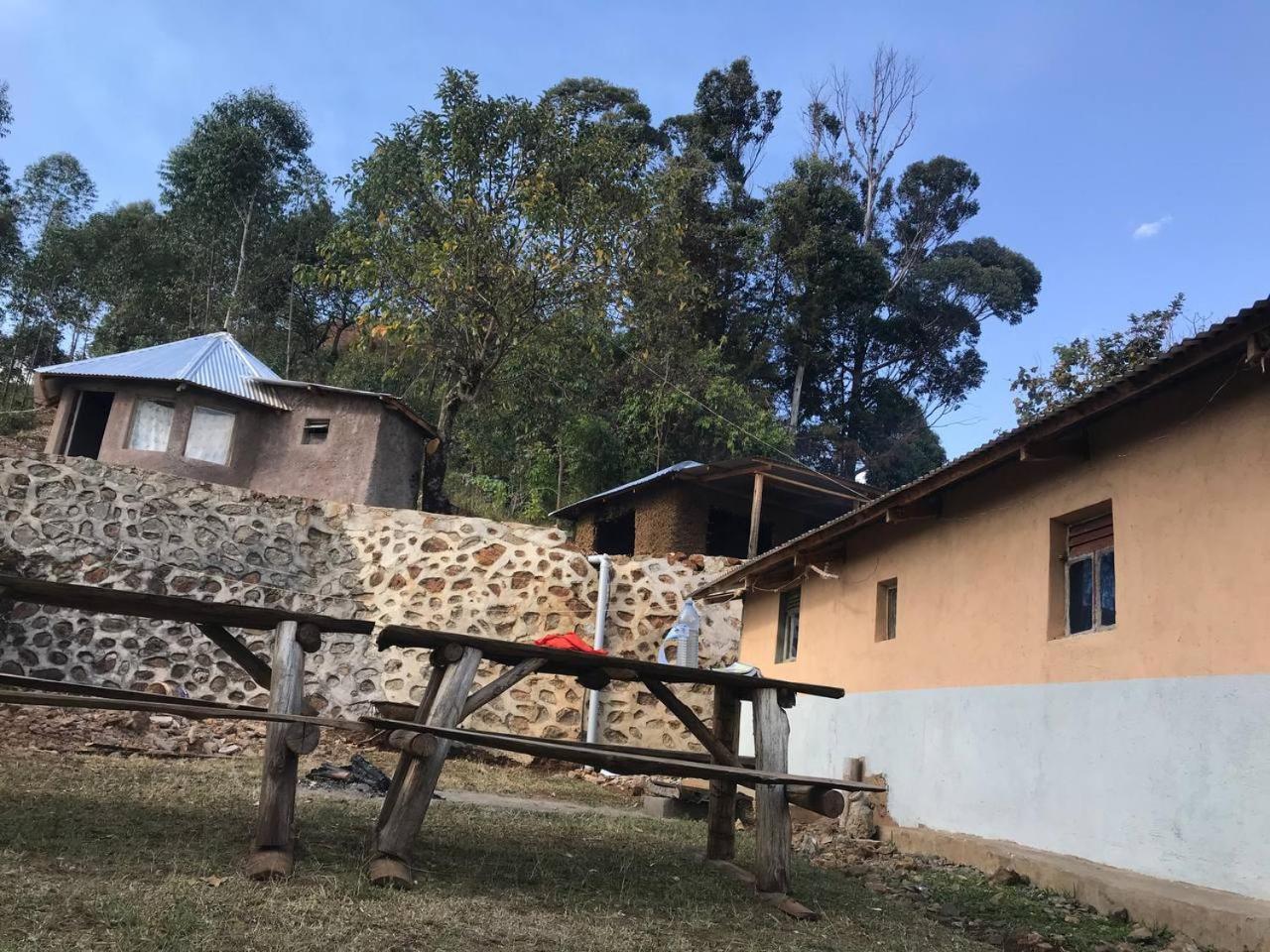 Апартаменты Sipi Backpackers Kapchorwa Экстерьер фото